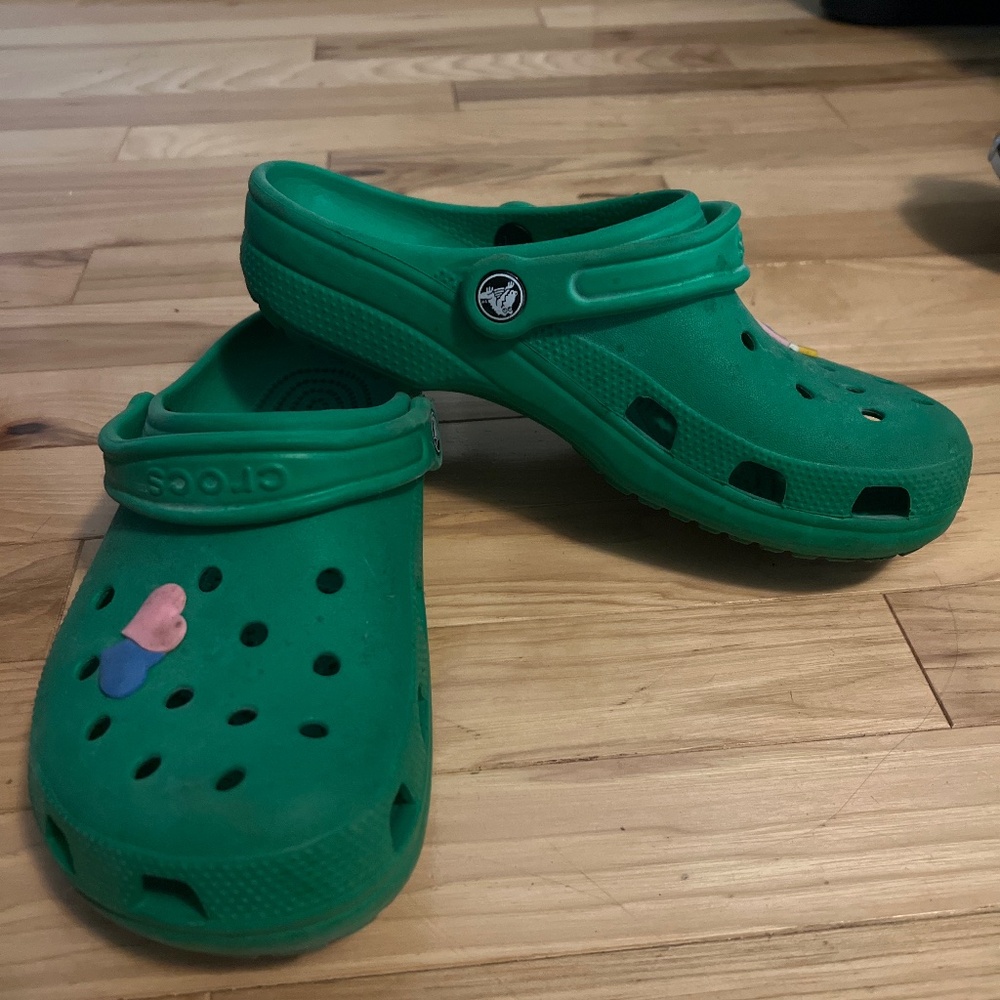 Crocs